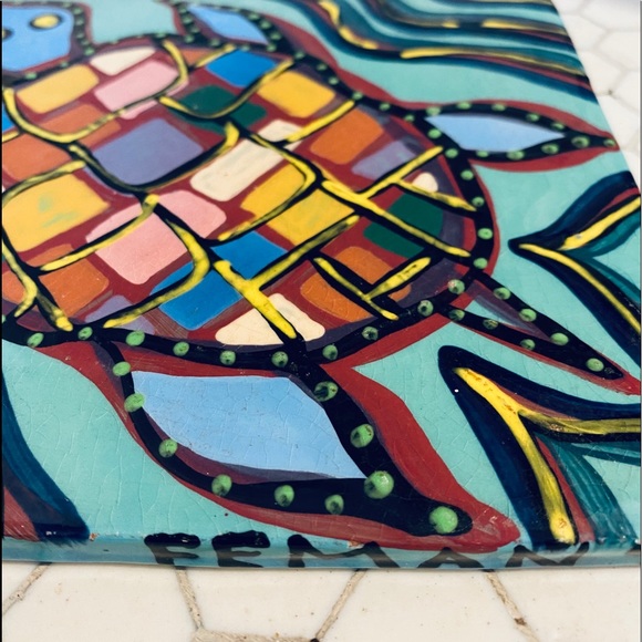 Lynda Feman Vintage Festive Turtle🐢Ceramic Trivet - Picture 8 of 16